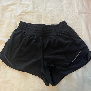 Lululemon Hotty Hot High Rise shorts